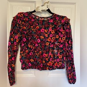 Floral crop top - long sleeve - ruffle detail